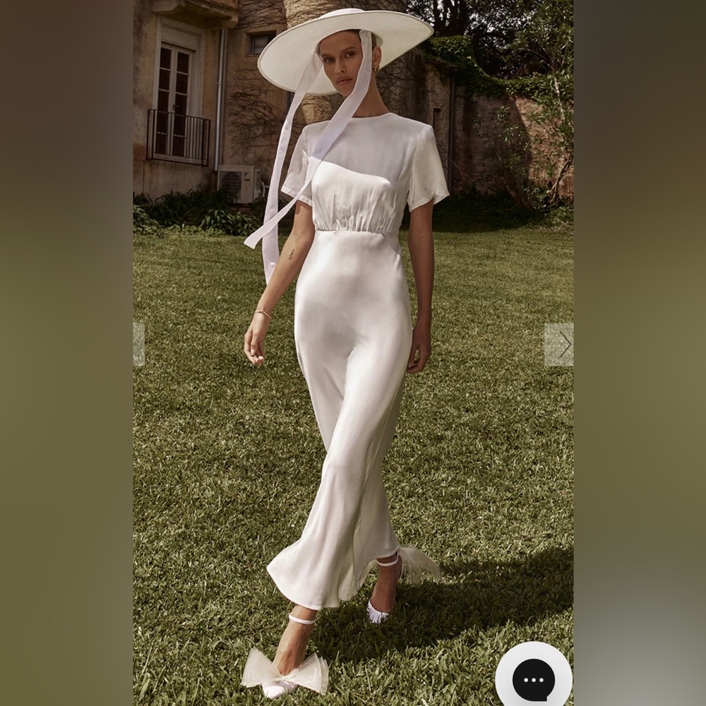 DISSH aisle Pearl Satin MIDI Dress